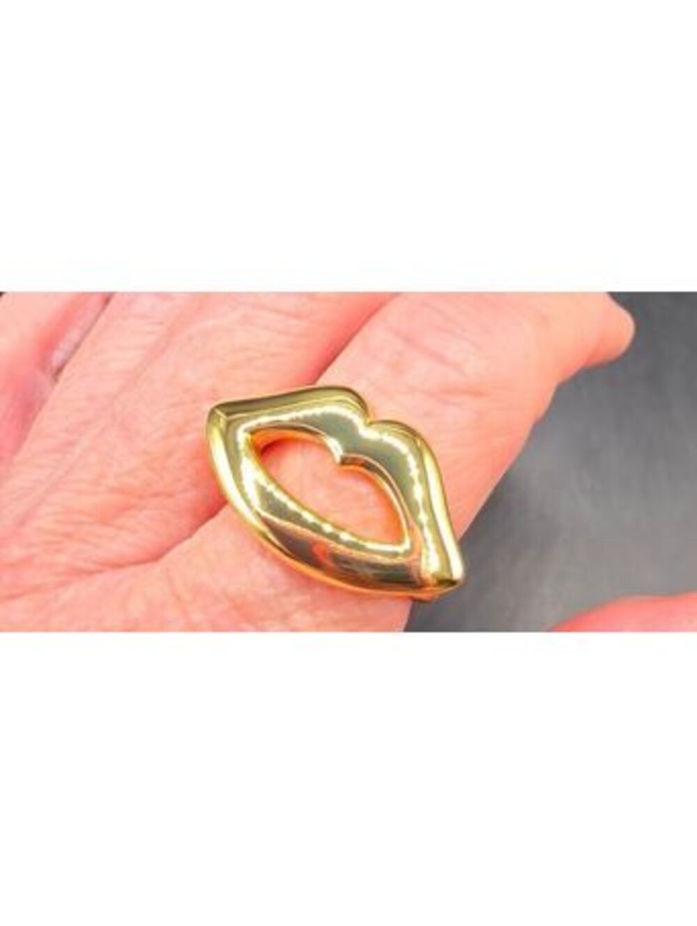 KC Golden Plated Copper Lips Adjustable Ring